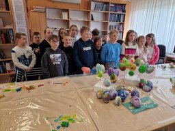 339558272_238704035397935_5625485852263401243_n